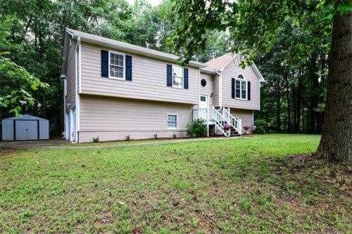 54 Hughes Road, Hiram, GA 30141