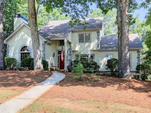 905 Forest Pond Drive, Marietta, GA 30068