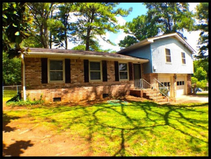 2571 Kings Circle, Lawrenceville, GA 30044