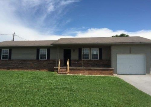 308 Morie Rd, Dandridge, TN 37725