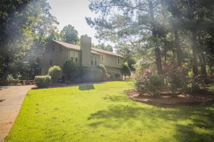 3905 Carriage Gate Drive, Duluth, GA 30096