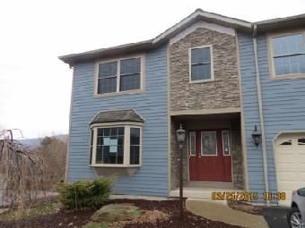 6 Anastasia Ct, Wilkes Barre, PA 18702