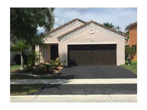 1318 SABAL TR, Fort Lauderdale, FL 33327