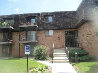 3 Oak Creek Dr #1405, Buffalo Grove, IL 60089