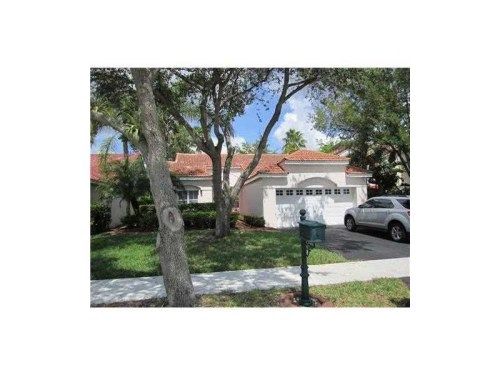 1540 SEABAY RD, Fort Lauderdale, FL 33326