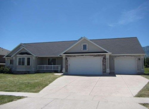 8 E 600 N, Mendon, UT 84325