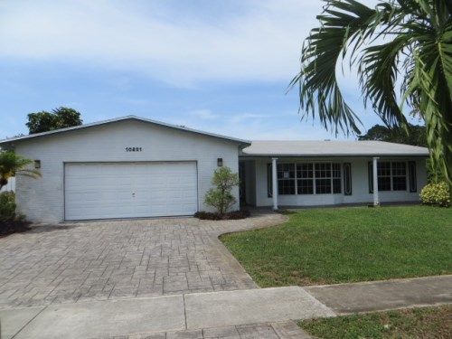 10821 NW 18th Pl, Hollywood, FL 33026