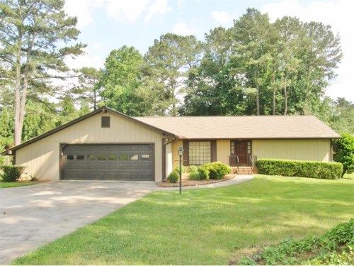 5280 Lower Roswell Road, Marietta, GA 30068