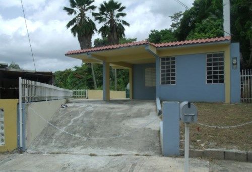 Urb El Centro F56 Calle 9, Corozal, PR 00783