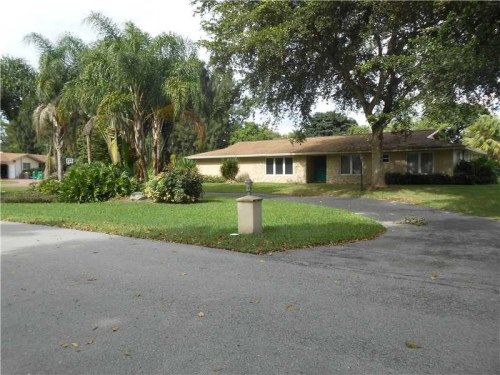 11121 SW 40 CT, Fort Lauderdale, FL 33328