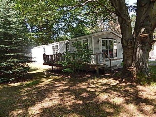 8730 Trillium, Farwell, MI 48622