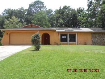 8898 N Salina Drive, Dunnellon, FL 34434