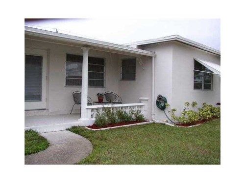 225 SE 3 PL, Dania, FL 33004