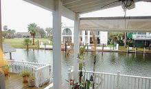 43 Nassau Dr Rockport, TX 78382