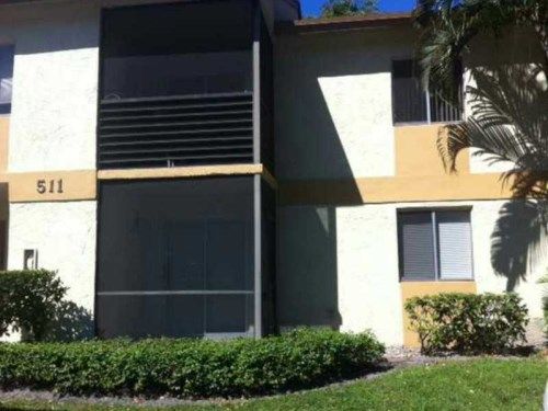 511 GARDENS DR # 104, Pompano Beach, FL 33069