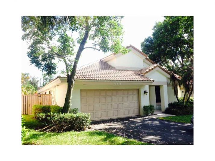 1852 NW 93 TE, Fort Lauderdale, FL 33322