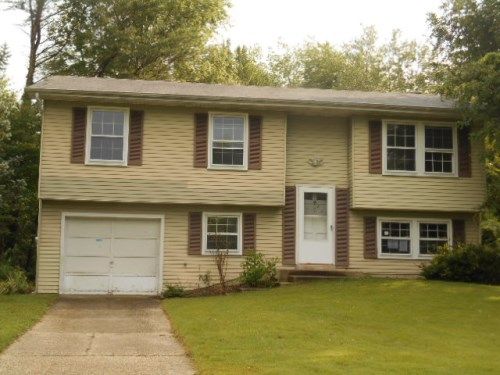 7 Wicklow Ct, Waldorf, MD 20602