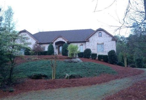 712 Antrim Glen Drive, Hoschton, GA 30548