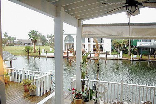 43 Nassau Dr, Rockport, TX 78382