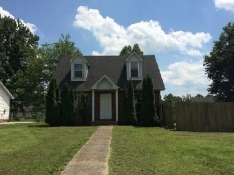 750 Shelton Circle, Clarksville, TN 37042