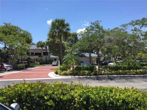 8073 NW 15 MNR # 8073, Fort Lauderdale, FL 33322