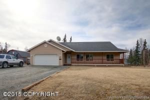 1985 E CARIBOU Loop, Wasilla, AK 99654