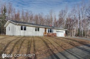 2301 N Cottonwood Loop, Wasilla, AK 99654