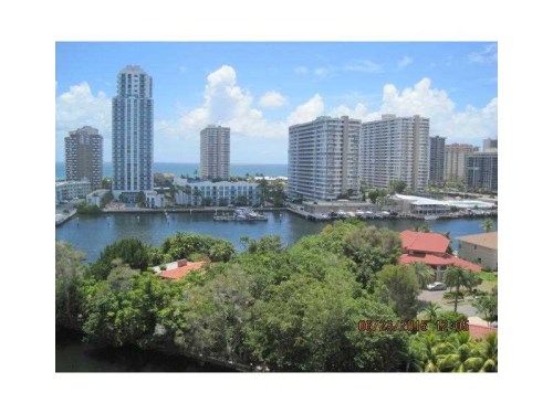 137 Golden Isles Dr # 1007, Hallandale, FL 33009