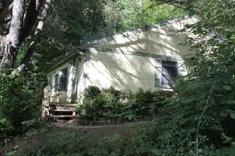 310 Peaceful Cove Rd, Franklin, NC 28734