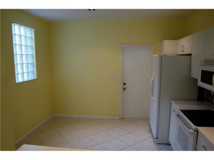 3957 SAN SIMEON LN # 2, Fort Lauderdale, FL 33331