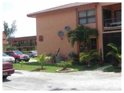 6385 W 27 AV # 24-3, Hialeah, FL 33016