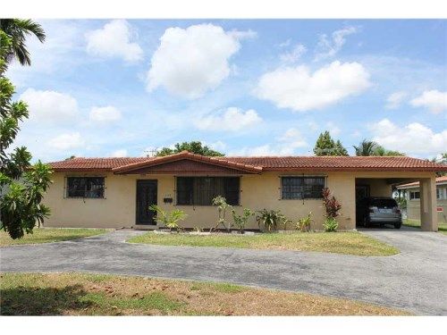 6180 W 8 AV, Hialeah, FL 33012