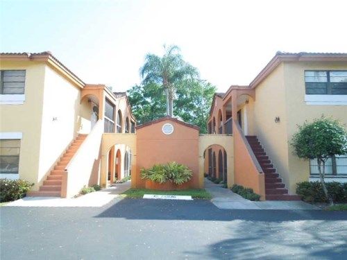 18230 MEDITERRANEAN BL # 3-13, Hialeah, FL 33015