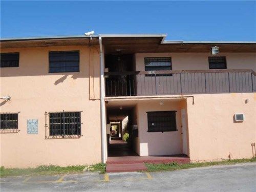 6207 W 24 AV # 203-9, Hialeah, FL 33016