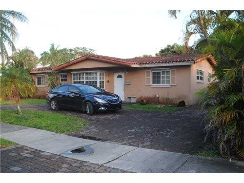 8200 NW 181 ST, Hialeah, FL 33015