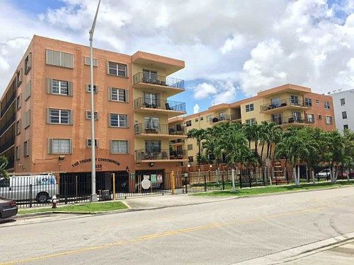 1635 W 44 PL # 415, Hialeah, FL 33012