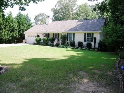 367 Creek View Drive, Hoschton, GA 30548