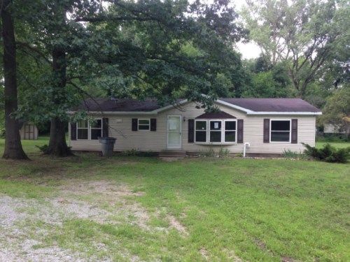 5583 N 825 E, North Webster, IN 46555