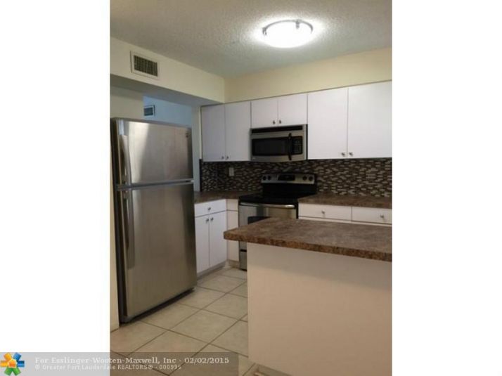 5258 NE 6th Ave # E17, Fort Lauderdale, FL 33334