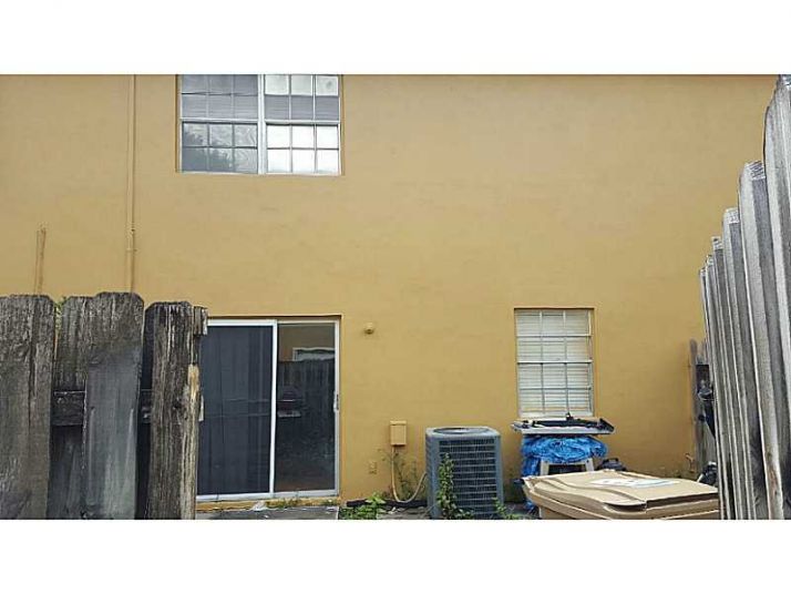 1794 SW 81 TE # 5-37, Fort Lauderdale, FL 33324