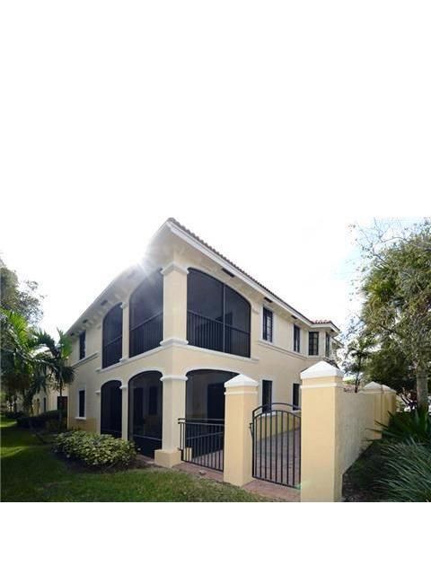 1555 PASSION VINE CR # 1, Fort Lauderdale, FL 33326