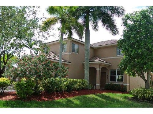 1532 WINTERBERRY LN, Fort Lauderdale, FL 33327