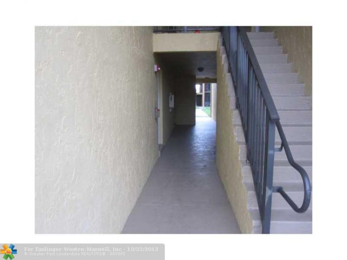 2840 NW 55th Ave # 1B, Fort Lauderdale, FL 33313