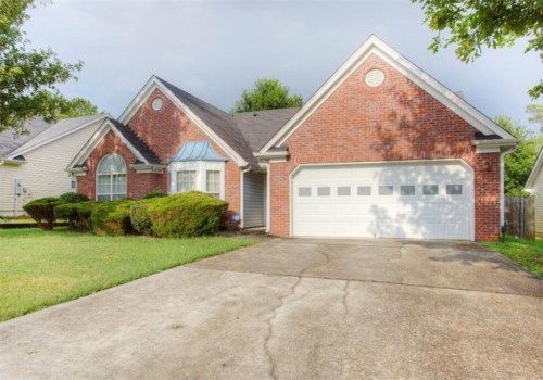 2761 Hillvale Cove Drive, Lithonia, GA 30058