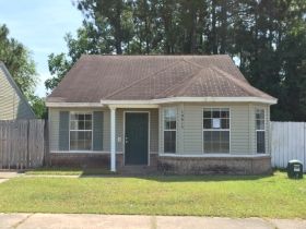 10618 Sharp Blvd, Gulfport, MS 39503