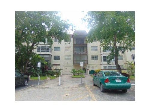 1681 NW 70 AV # 404, Fort Lauderdale, FL 33313