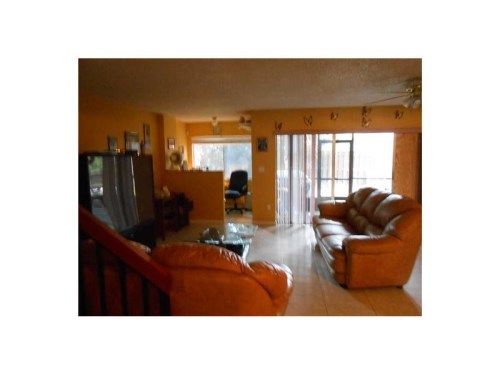 1645 NW 58 AV # 12, Fort Lauderdale, FL 33313