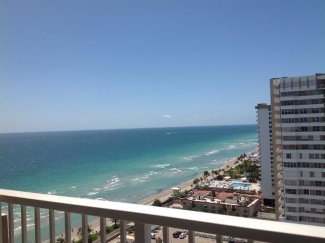 1950 S OCEAN DR # 19C, Hallandale, FL 33009