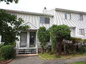 426 Cypress Rd, Newington, CT 06111