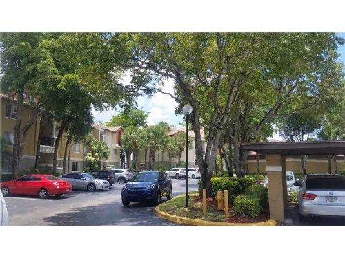 10045 NW 46 ST # 304-2, Miami, FL 33178